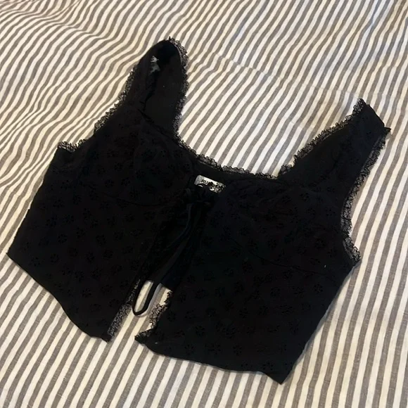 Rumored tie lace top - Picture 6 of 11